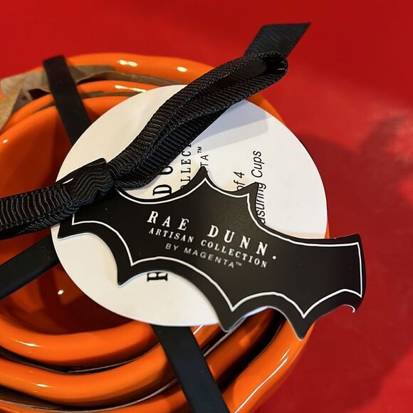 NWT Rae Dunn Halloween pumpkin measuring cups - Picture 2 of 4